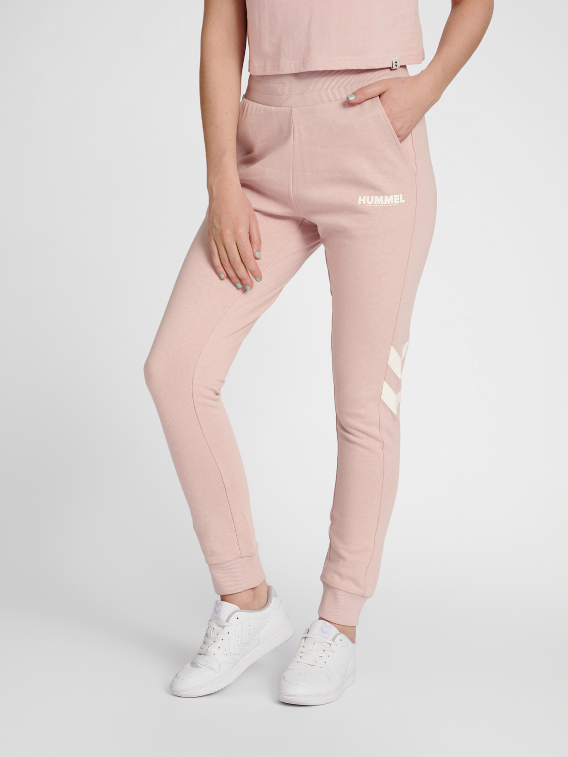 hmlLEGACY WOMAN TAPERED PANTS