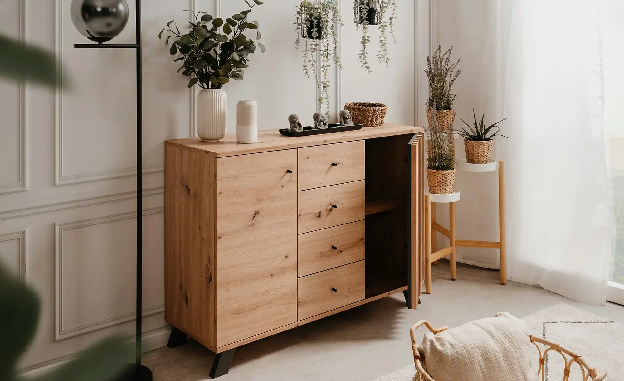 Sideboard Harmony