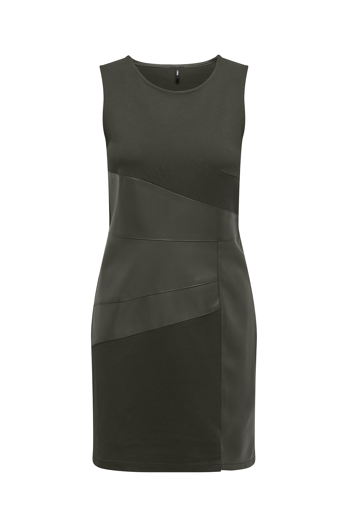 Vestido curto de couro sintético