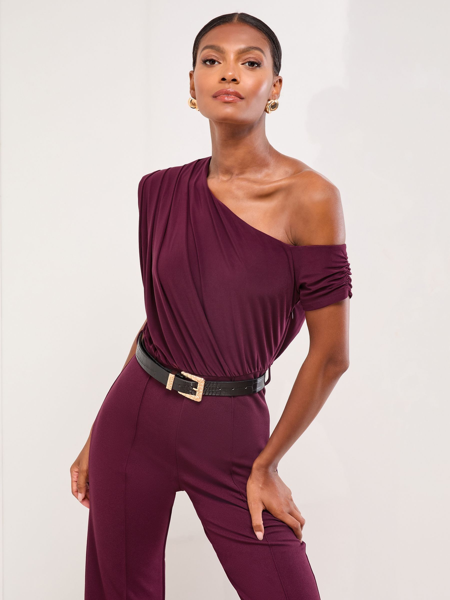 Bordeauxrood - Lipsy Off The Shoulder Jersey Woven Hybrid Mix Wide Leg Jumpsuit With Croc PU Belt