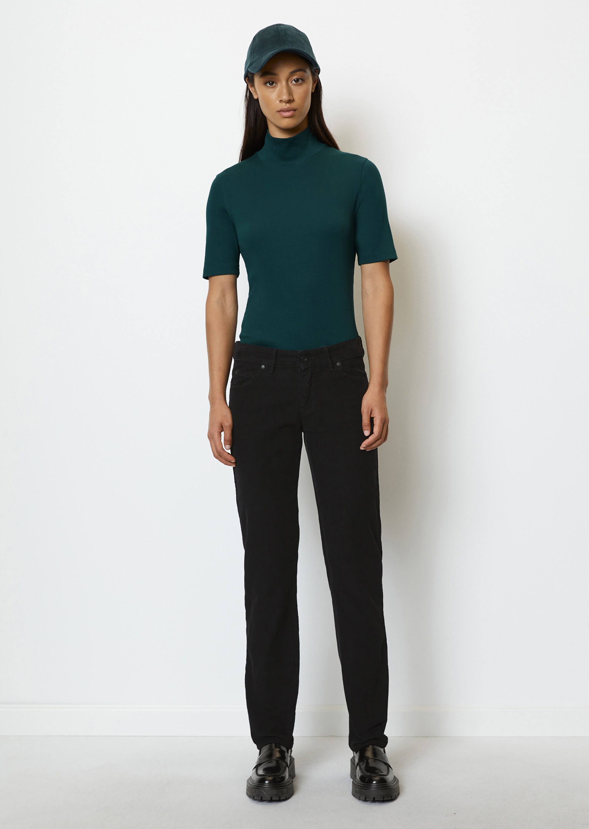 Cordhose Modell ALBY straightaus Organic Cotton Stretch