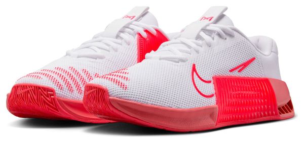 Chaussures Training Nike Metcon 9 Blanc/Rouge Femme