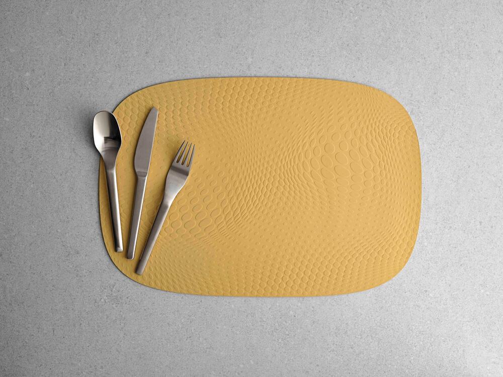 Aida  Karim Rashid Mustard dækkeserviet - 45x30,6 cm.