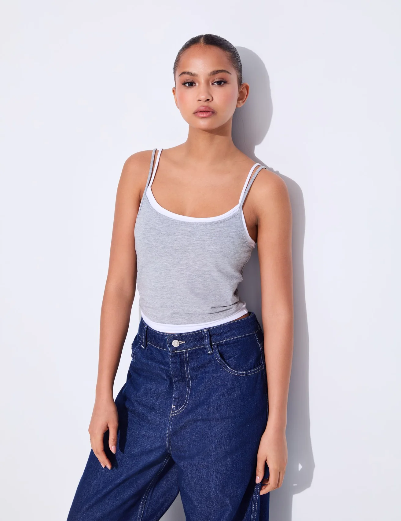 T-shirt court superposé gris