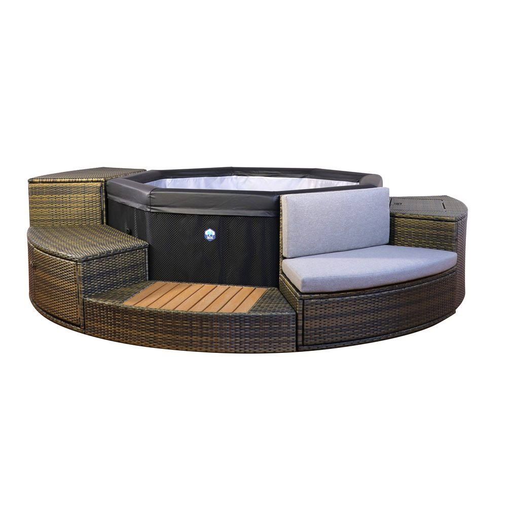 Netspa Octopus Whirlpool mit montiertem Möbel