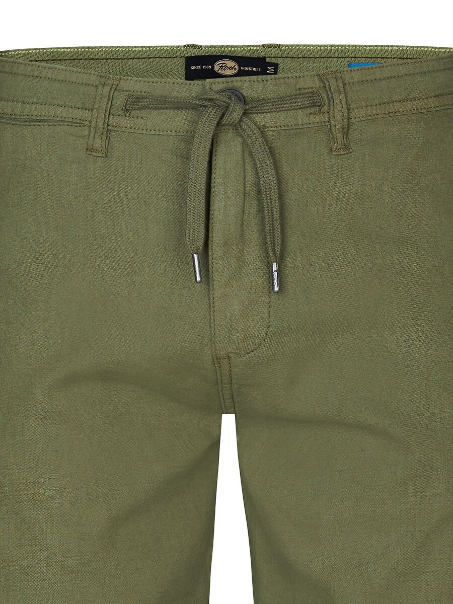 INDÚSTRIAS PETROLÍFERAS<br>Shorts de algodão e linho com cordão