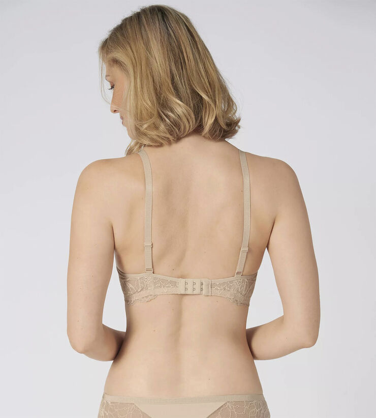 Triumph Amourette Charm W02 Creamy dream