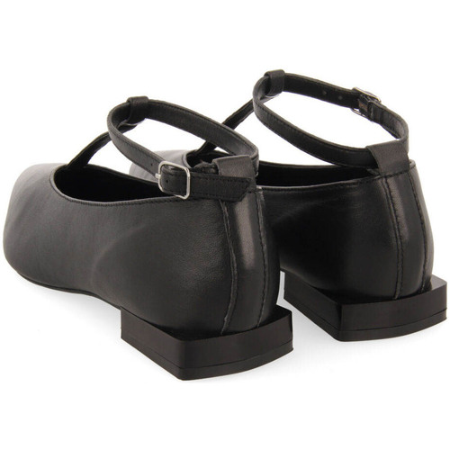 Gioseppo - peever Negro