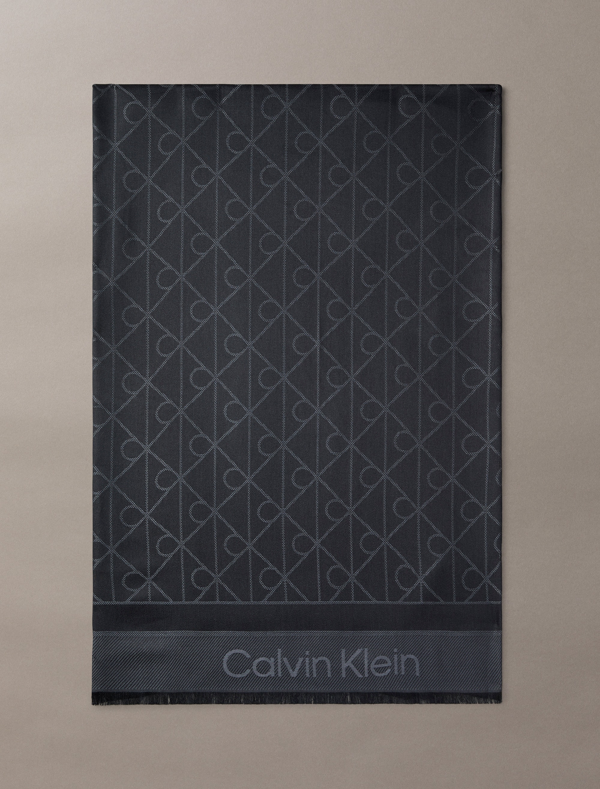Calvin Klein Modetuch »TONAL AOP MODAL LW SQUARE SCARF«, Perfekt für den Alltag