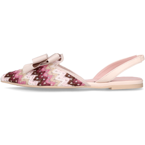 Pretty Ballerinas - Ella Marrón