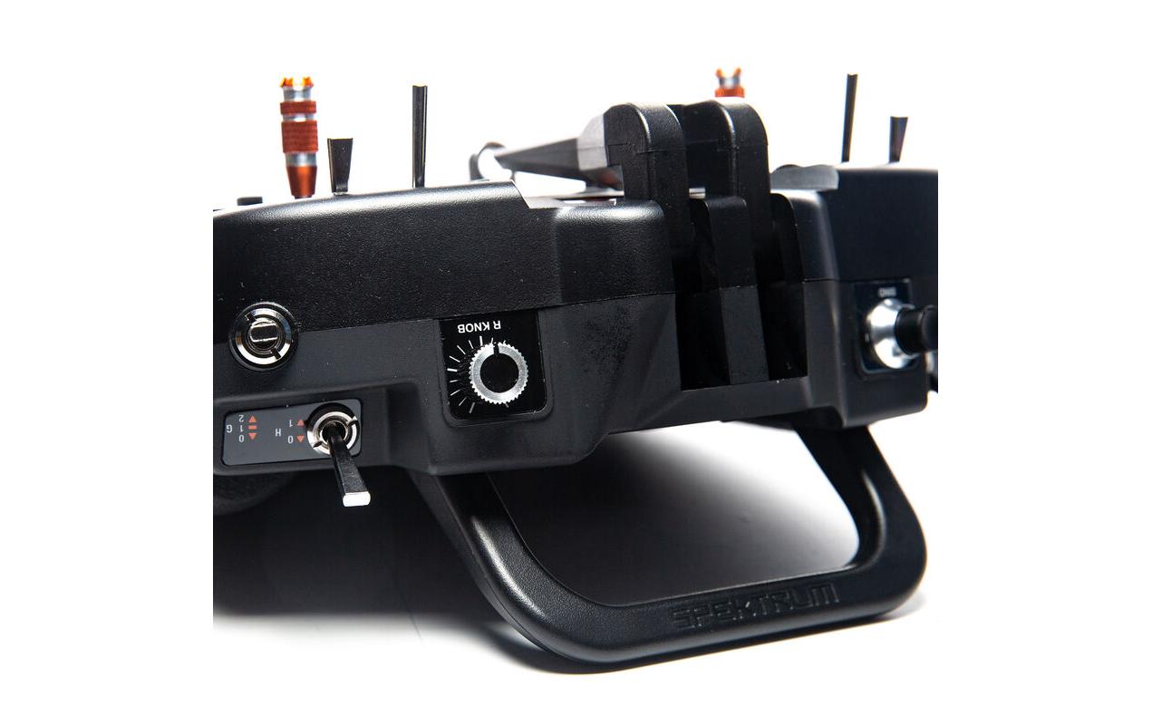 Fernsteuerung NX8+ 20-Kanal DSMX (nur Sender)<br>Professioneller 20-Kanal-Sender für Modellflugzeuge