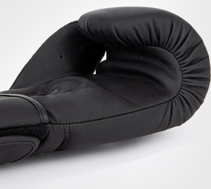 Venum Contender Bokshandschoenen Zwart Wit 16 OZ