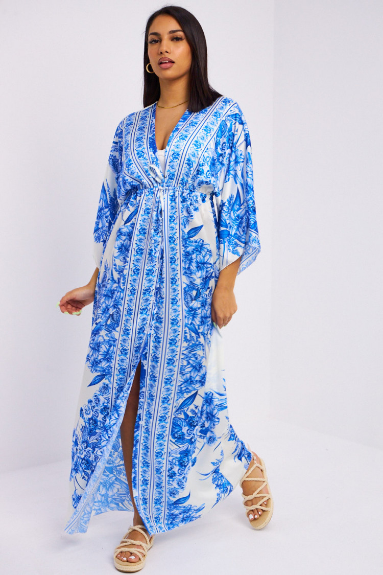 Robe chemise bleue à fleurs col v