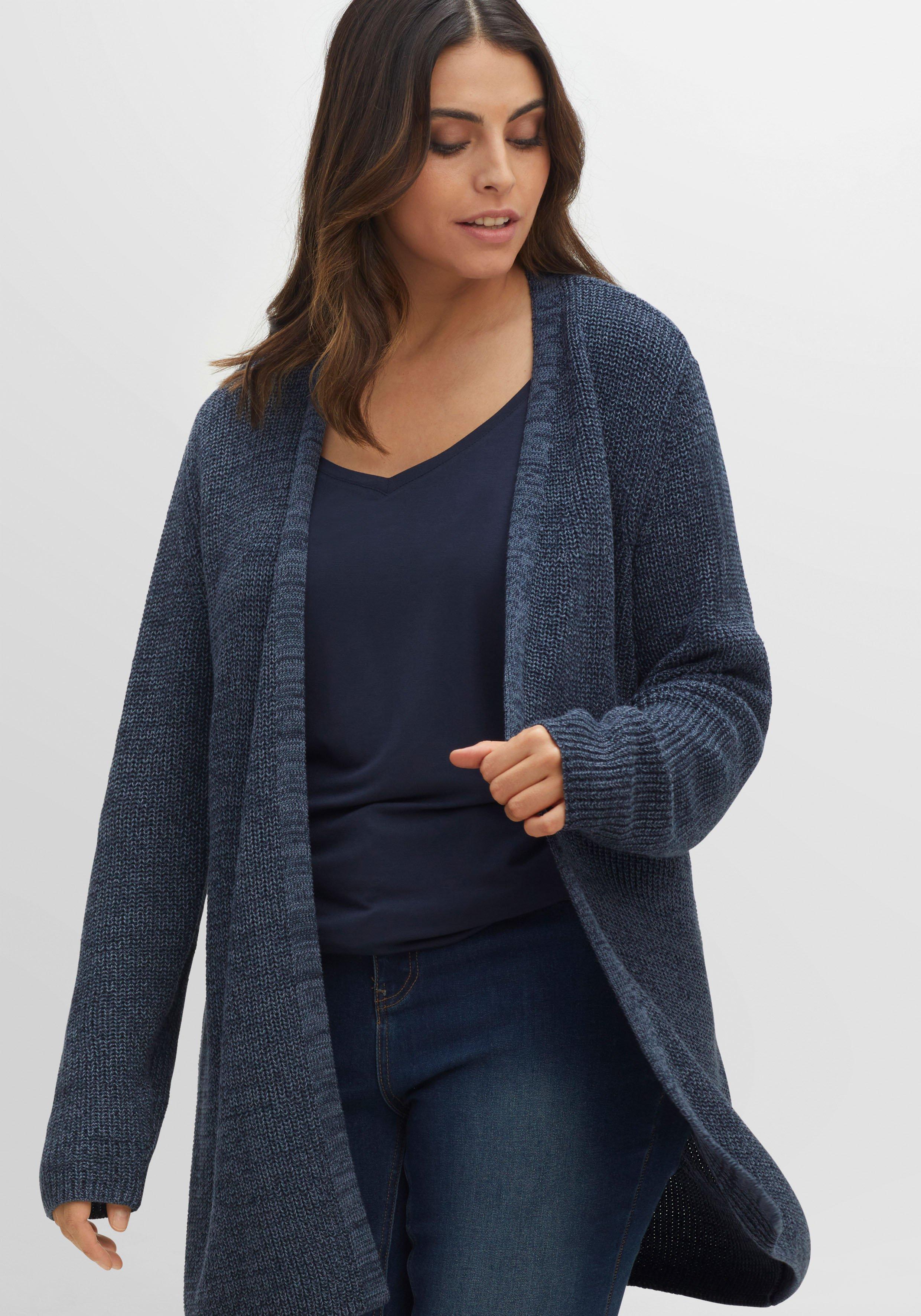 Longstrickjacke in A-Linie, offene Form