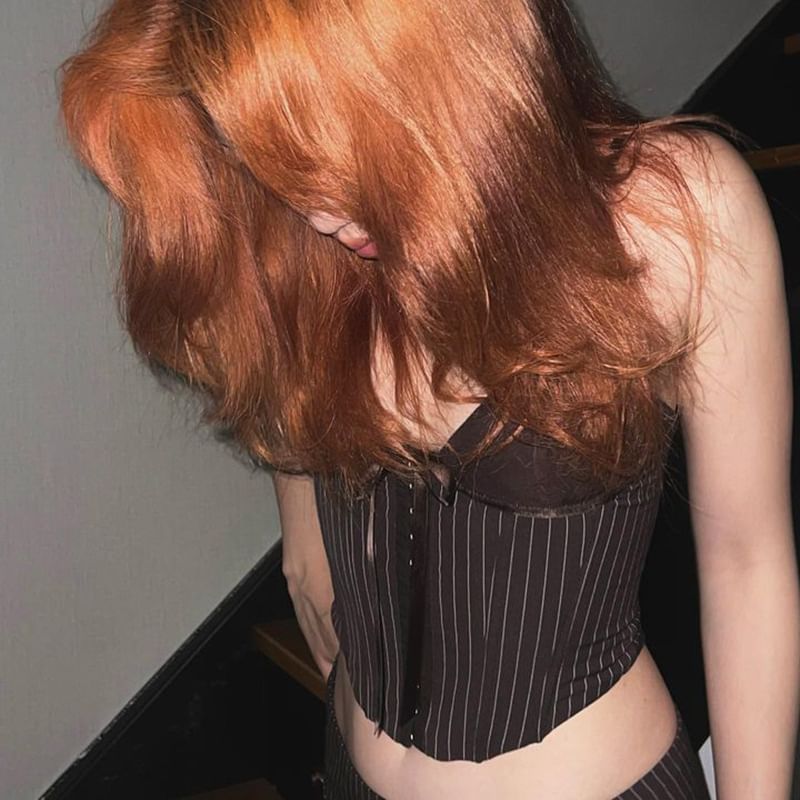 Trisica - Gestreepte crop top met bustier / Hoge taille geplooide mini A-lijn rok