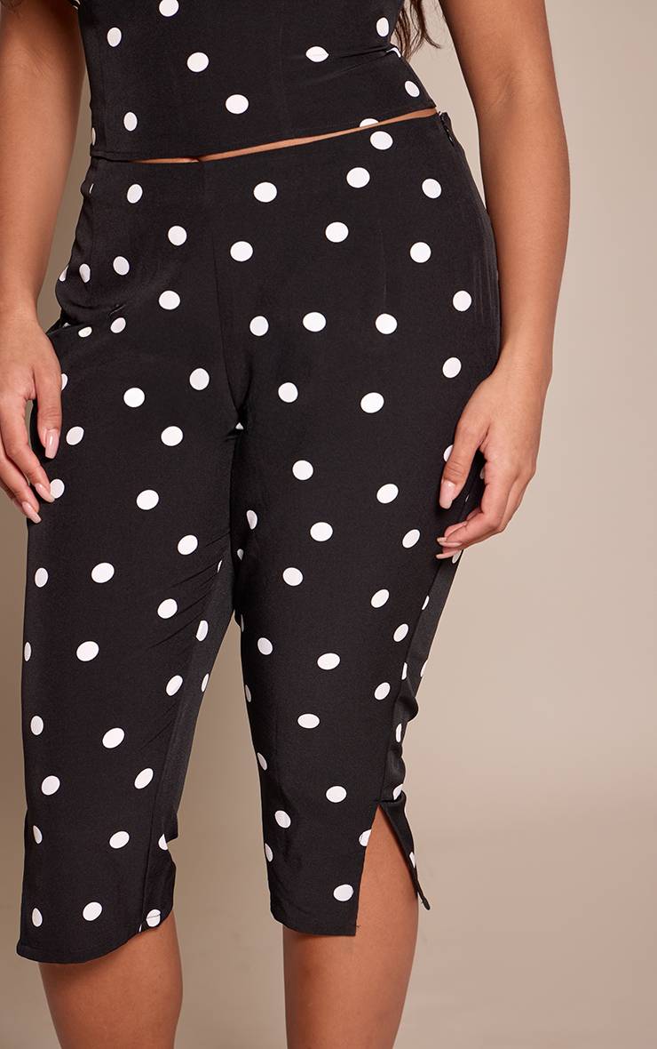 White Polkadot Pantalon Capri À Pois Sculptant