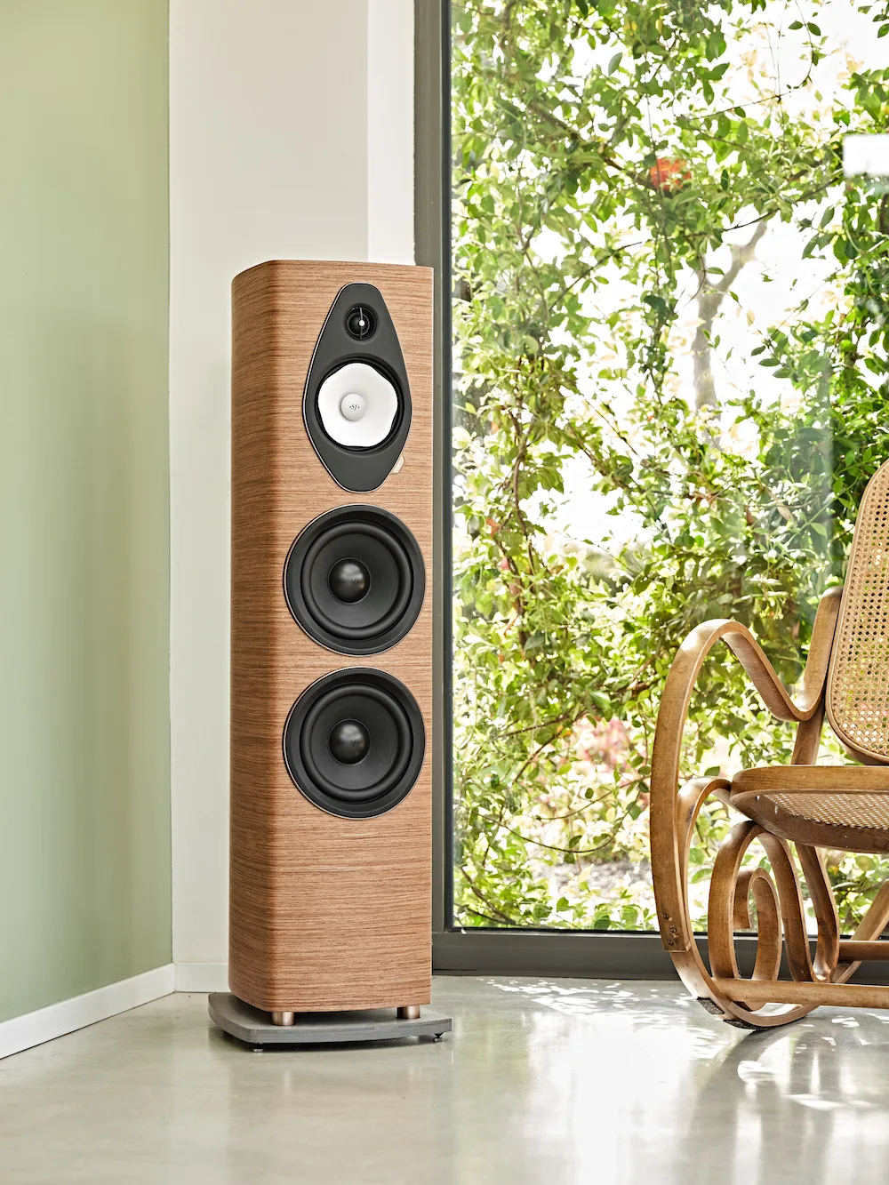 Sonus Faber Sonetto VIII G2 Noyer (la paire) Enceintes colonne
