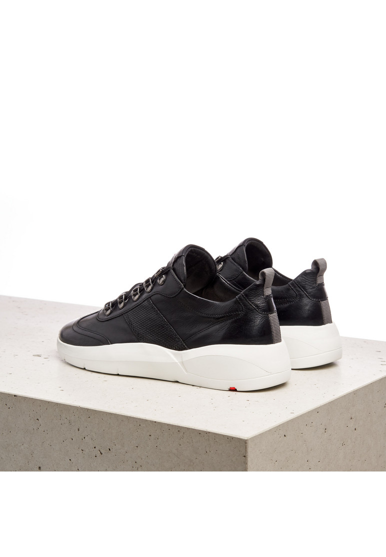SNEAKER Schwarz