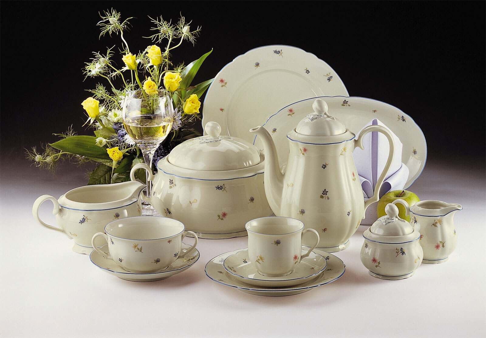 Seltmann Weiden Speiseteller MARIE LUISE STREUBLUME weiß/ mehrfarbig