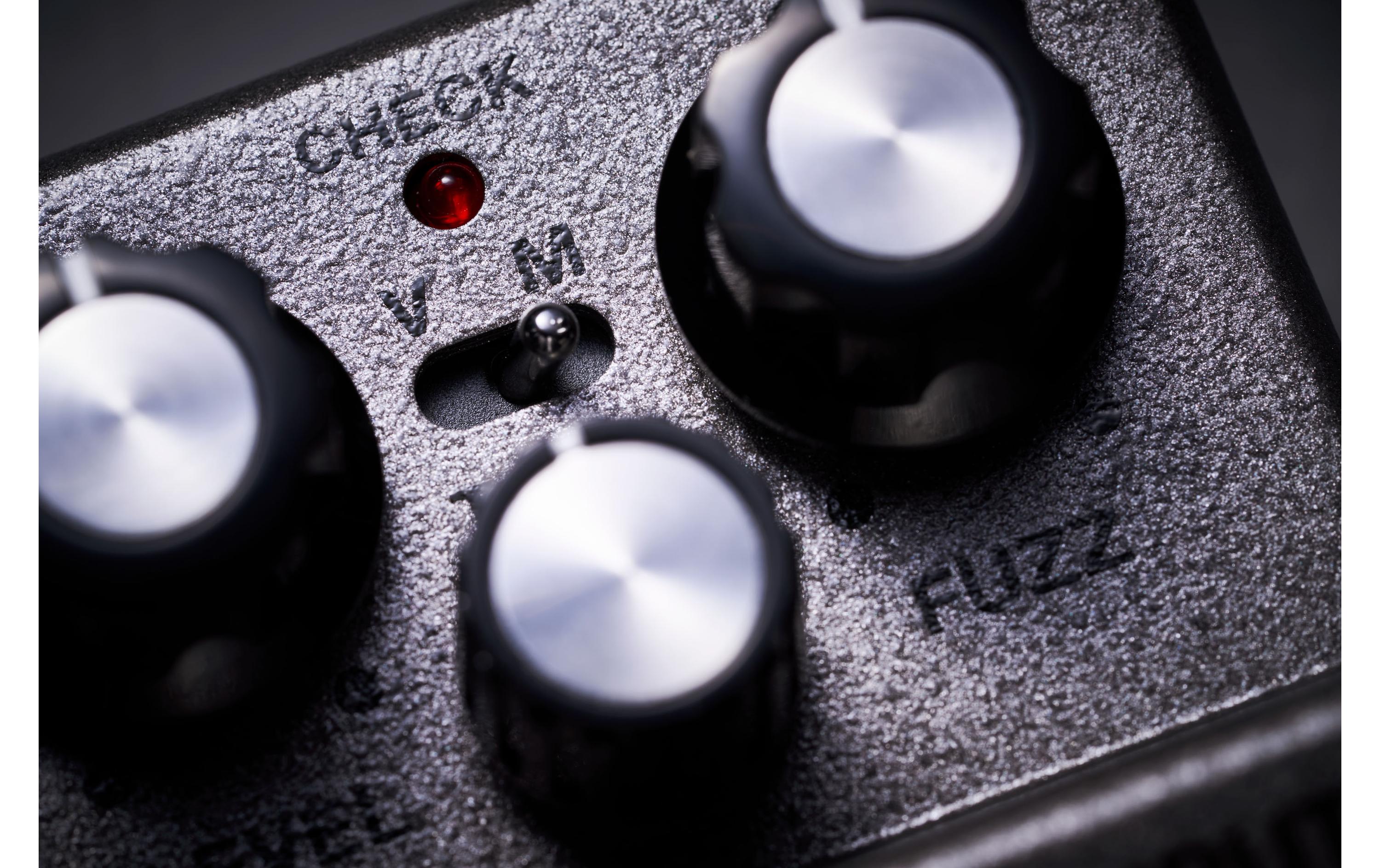 Pedal FZ-1W Fuzz<br>Vintage-Fuzz mit moderner Waza-Handwerkskunst von Boss
