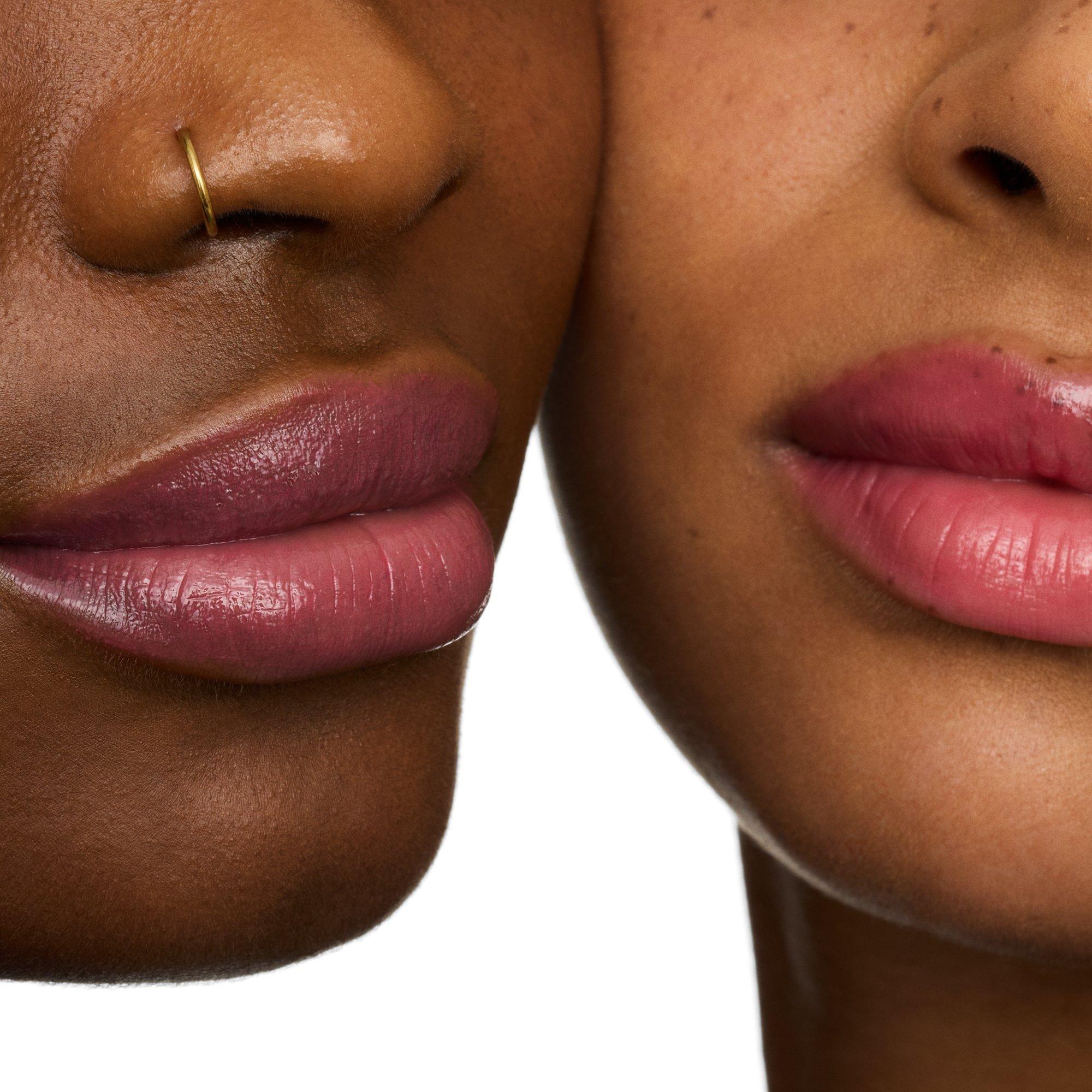 GLOSSY GLAZE high shine lipstick