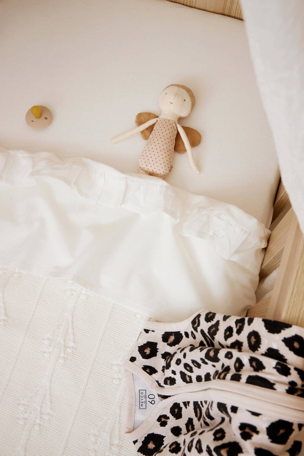 baby wieglaken Ruffle 75x100 Offwhite