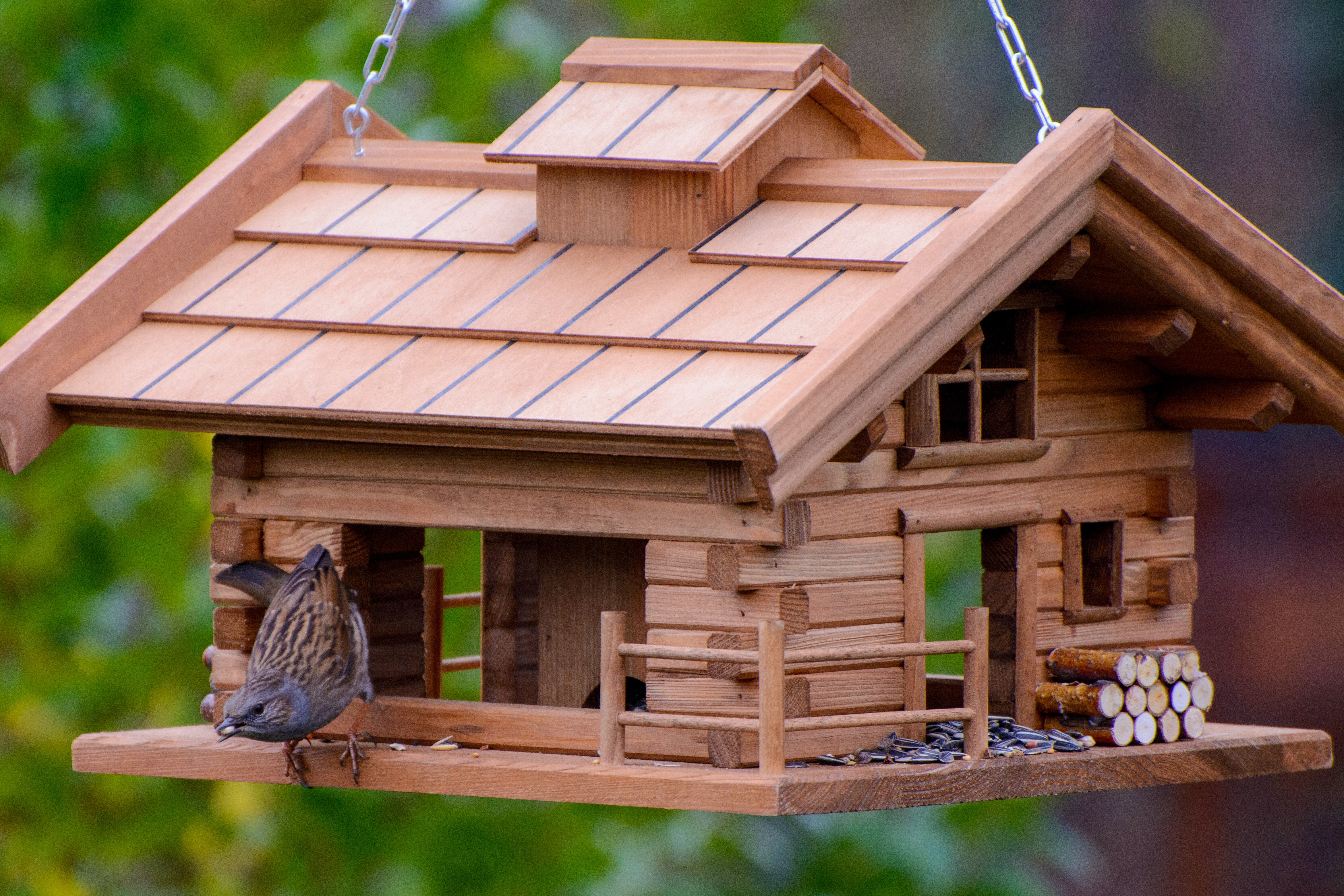 Vogelfutterhaus | versch. Ausführungen