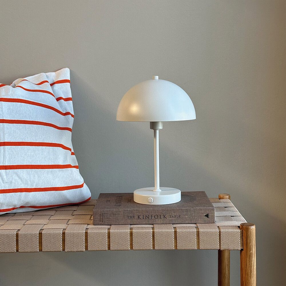 BORDLAMPE DYBERG LARSEN STOCKHOLM PERLEHVIT