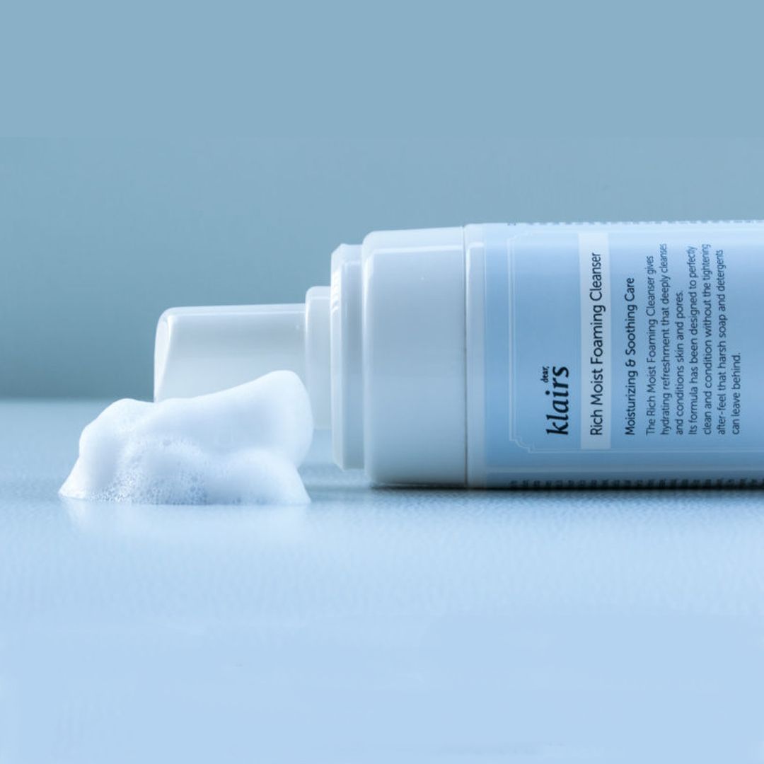 Rich Moist Foaming Cleanser