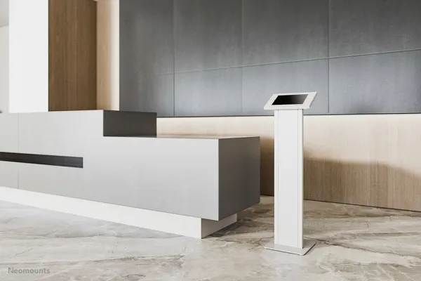 Neomounts FL15-750WH1 - Stativ - for tablet - låsbar - hvid - skærmstørrelse: 9.7