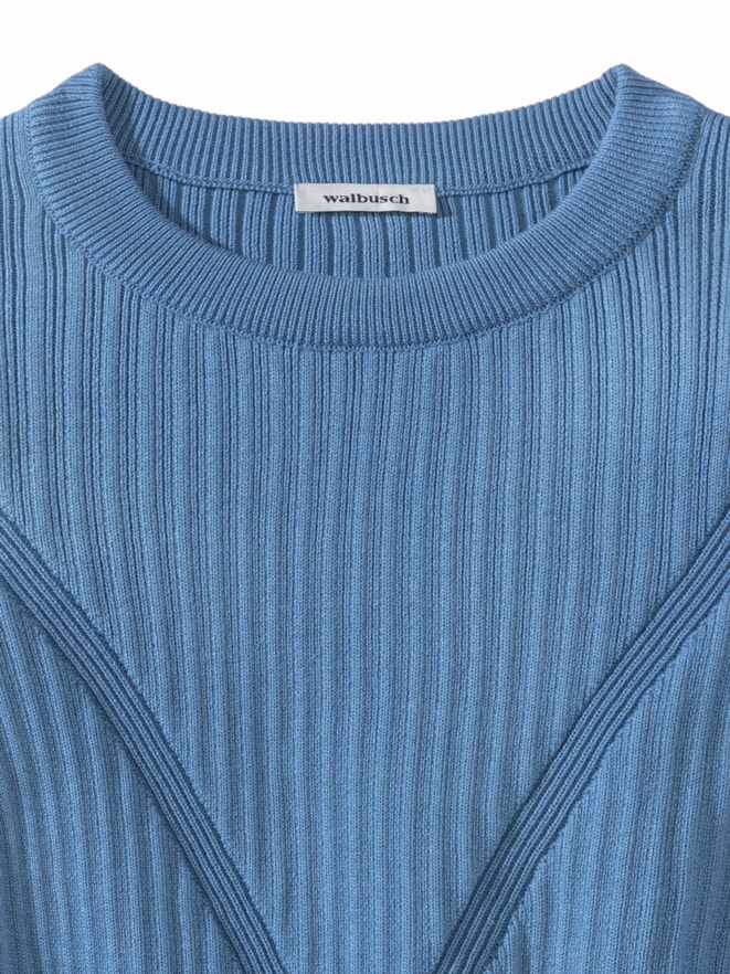 Struktur-Pullover Figurschmeichler