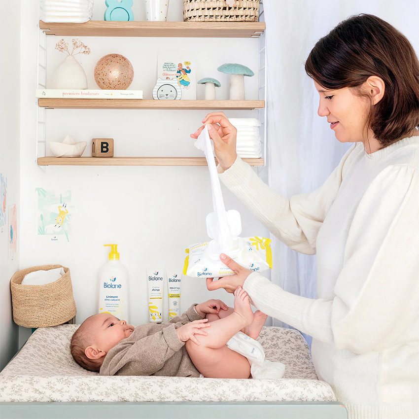 Paquet de 64 lingettes nettoyantes au liniment et huile d'olive