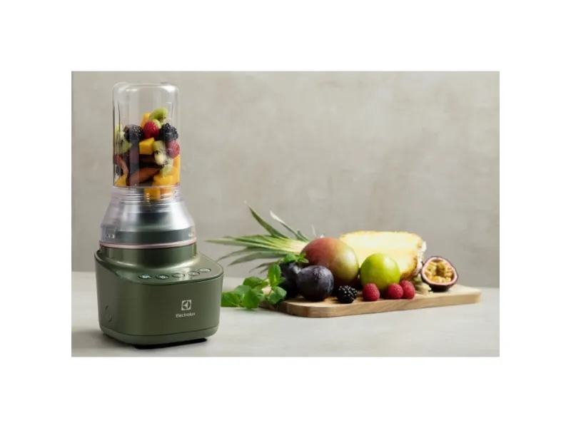 Electrolux E7CB1-6FGM, Bordplade blender, 0,6 L, Impulsfunktion, Knusning af is, 1 m, 900 W