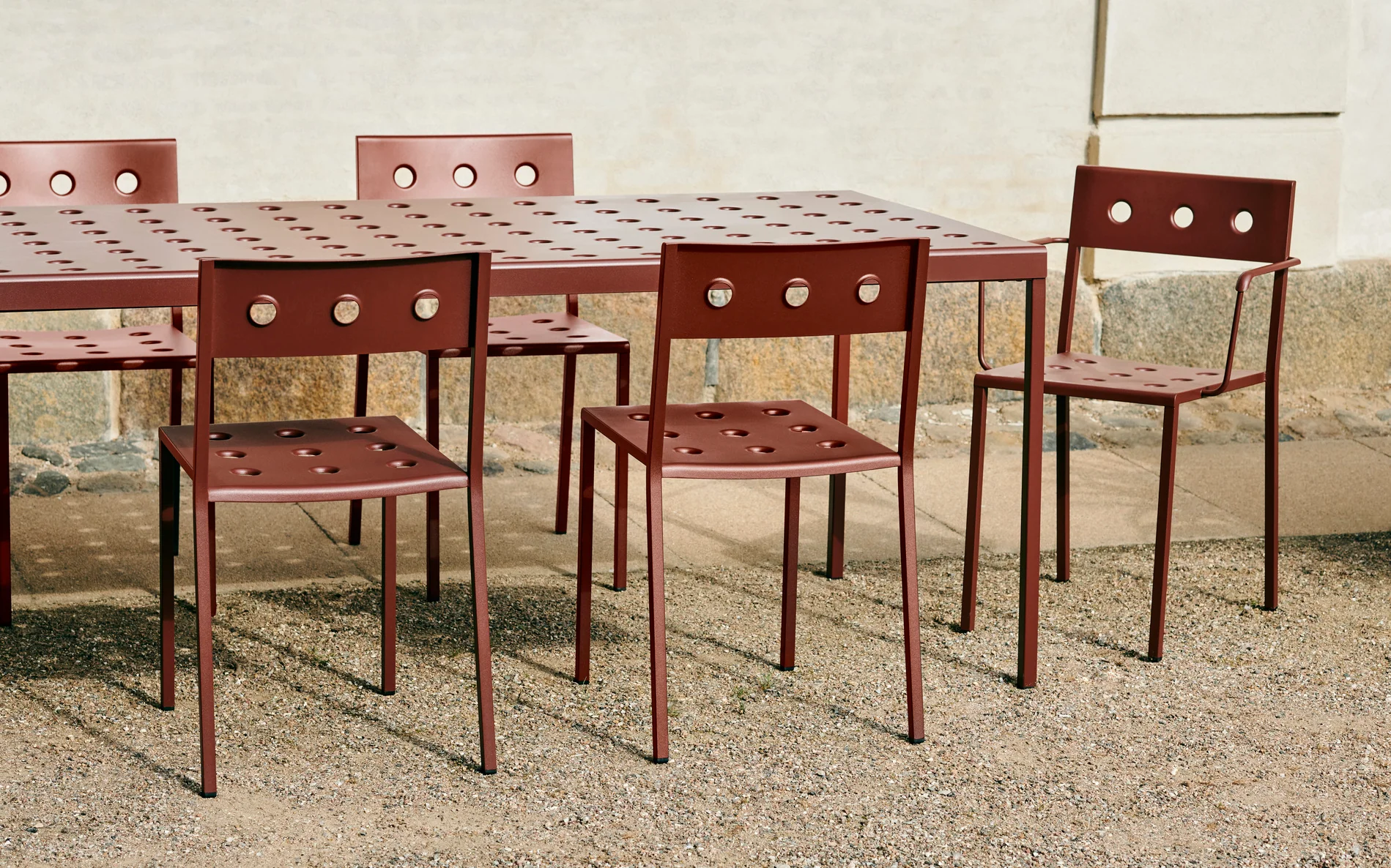 HAY  Balcony havebord, L190 cm. - Iron Red