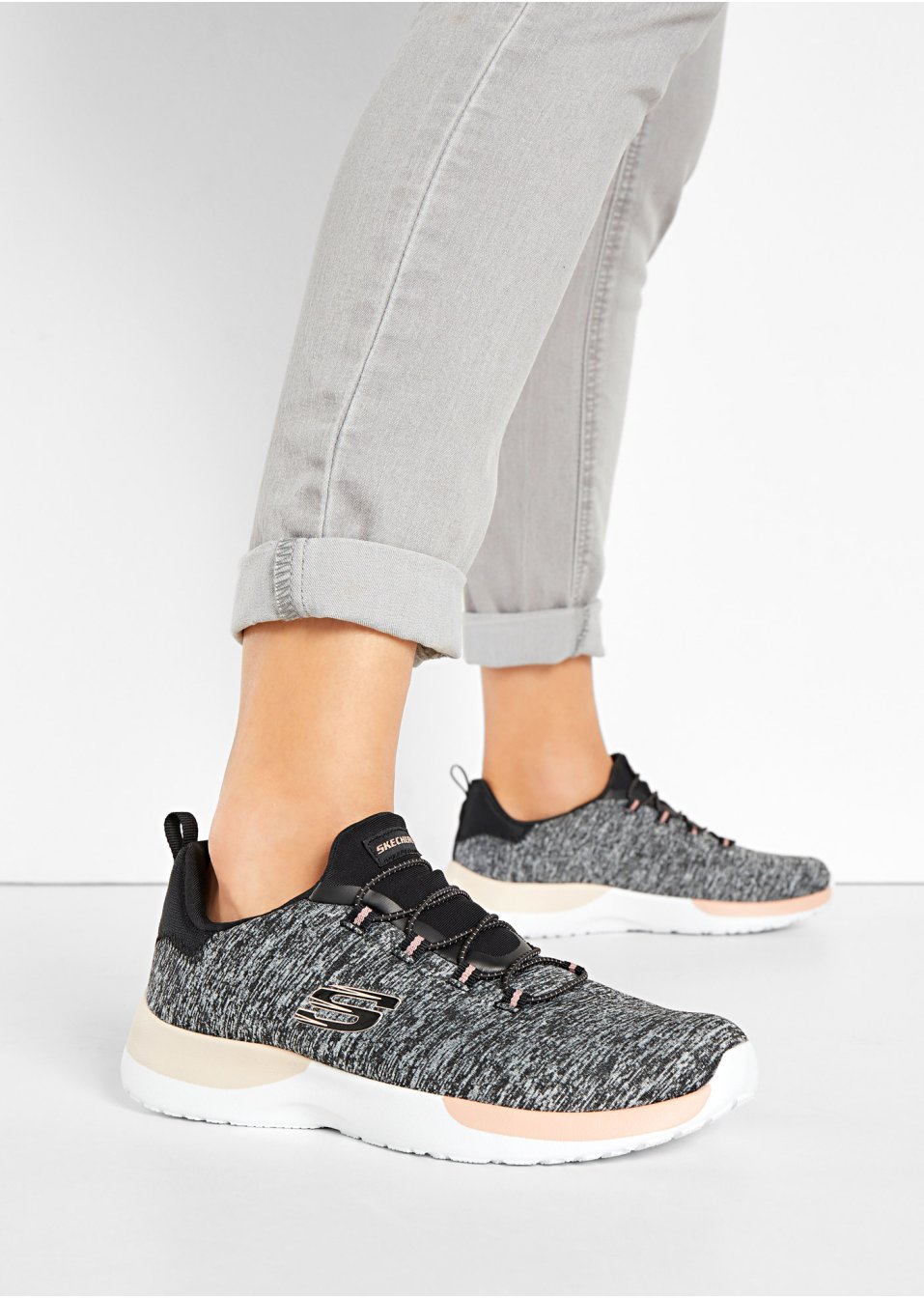 Sneakers van Skechers met memory foam