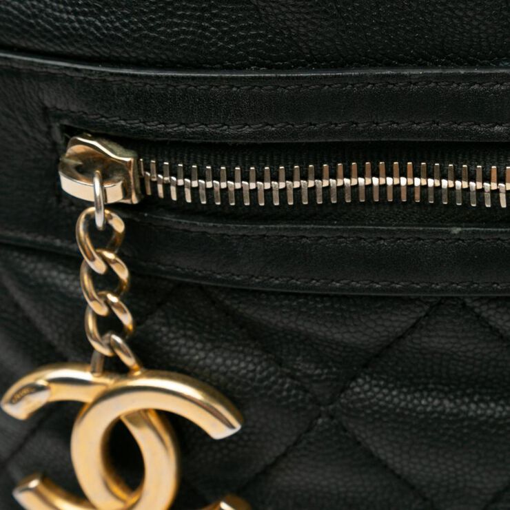 Chanel Vintage Chanel Crossbody Bag Black