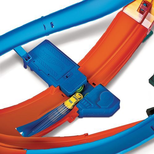 Hot Wheels Action - Wervelende looping