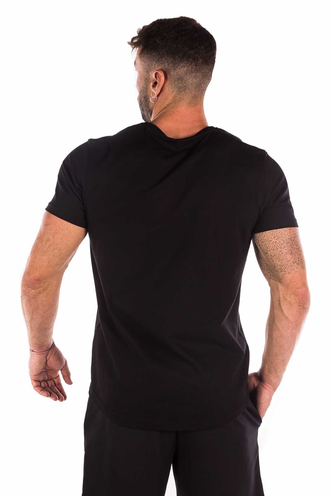 Camiseta Zumub Tribe na cor preta