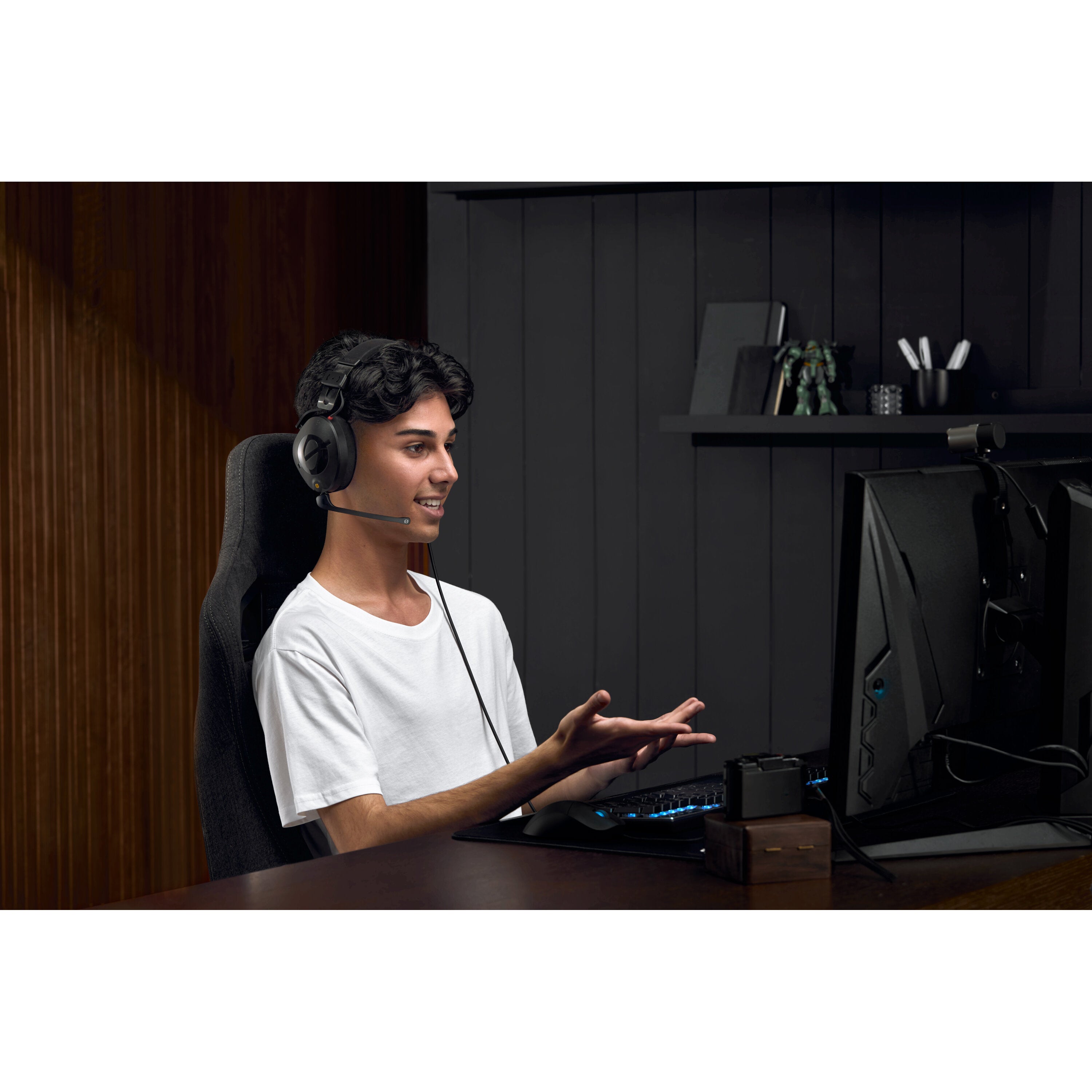 RØDE NTH-100M over-ear headset