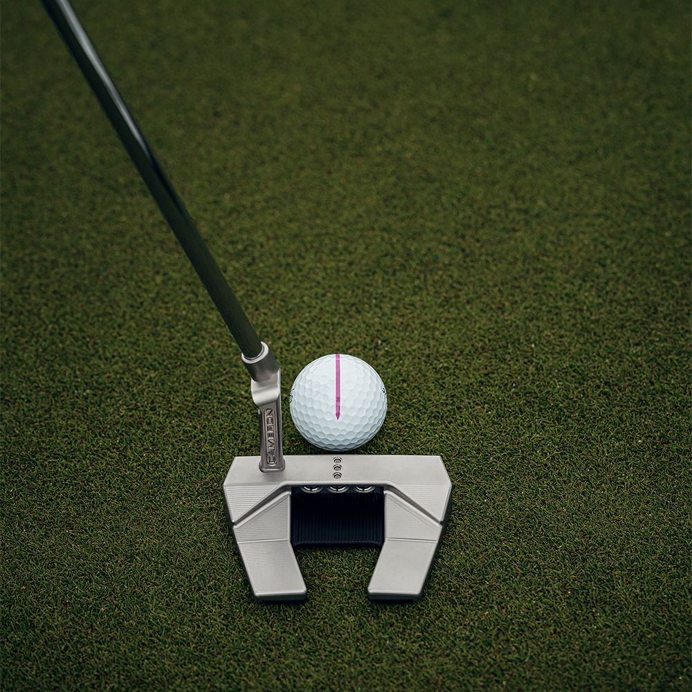 Pro V1 Rosa AIM Performance Golfball