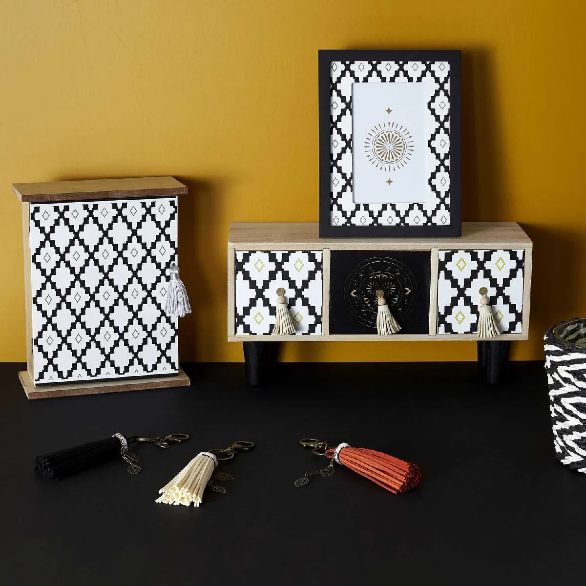 The Home Deco Factory Cadre photo ethnique Mirage - Noir