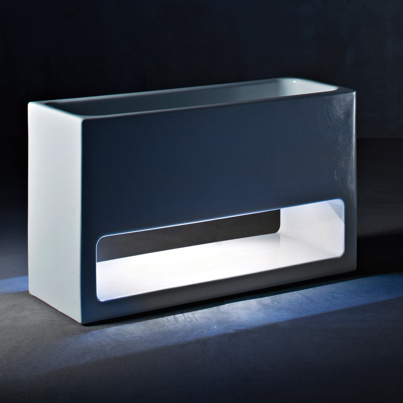 Serralunga Pot lluna design par joan gaspar blanc - 110x65x40 cm