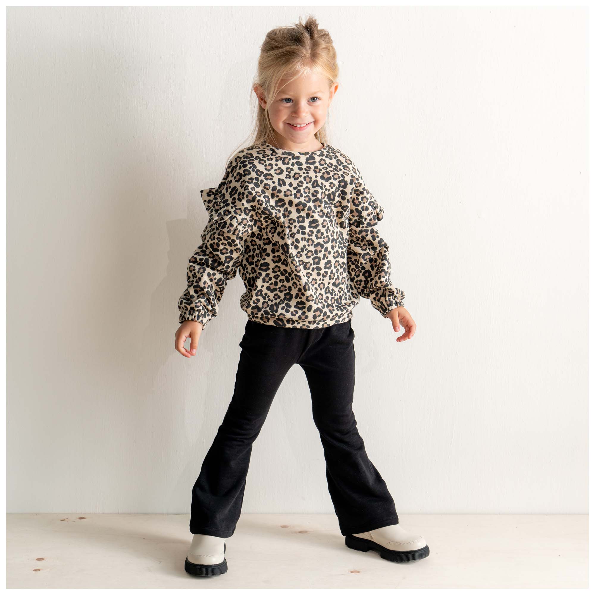 Prénatal peuter sweater lange mouwen panterprint beige