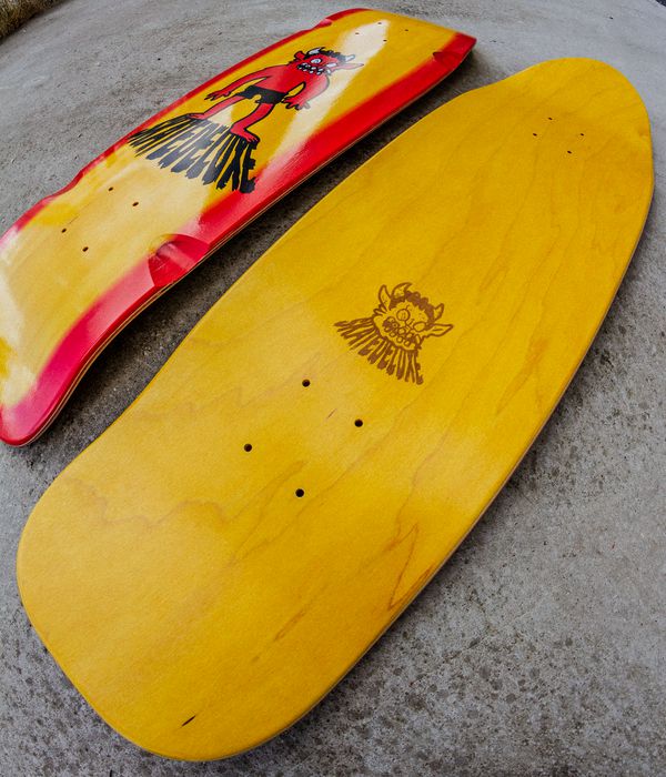 skatedeluxe Devil Shaped 9.375