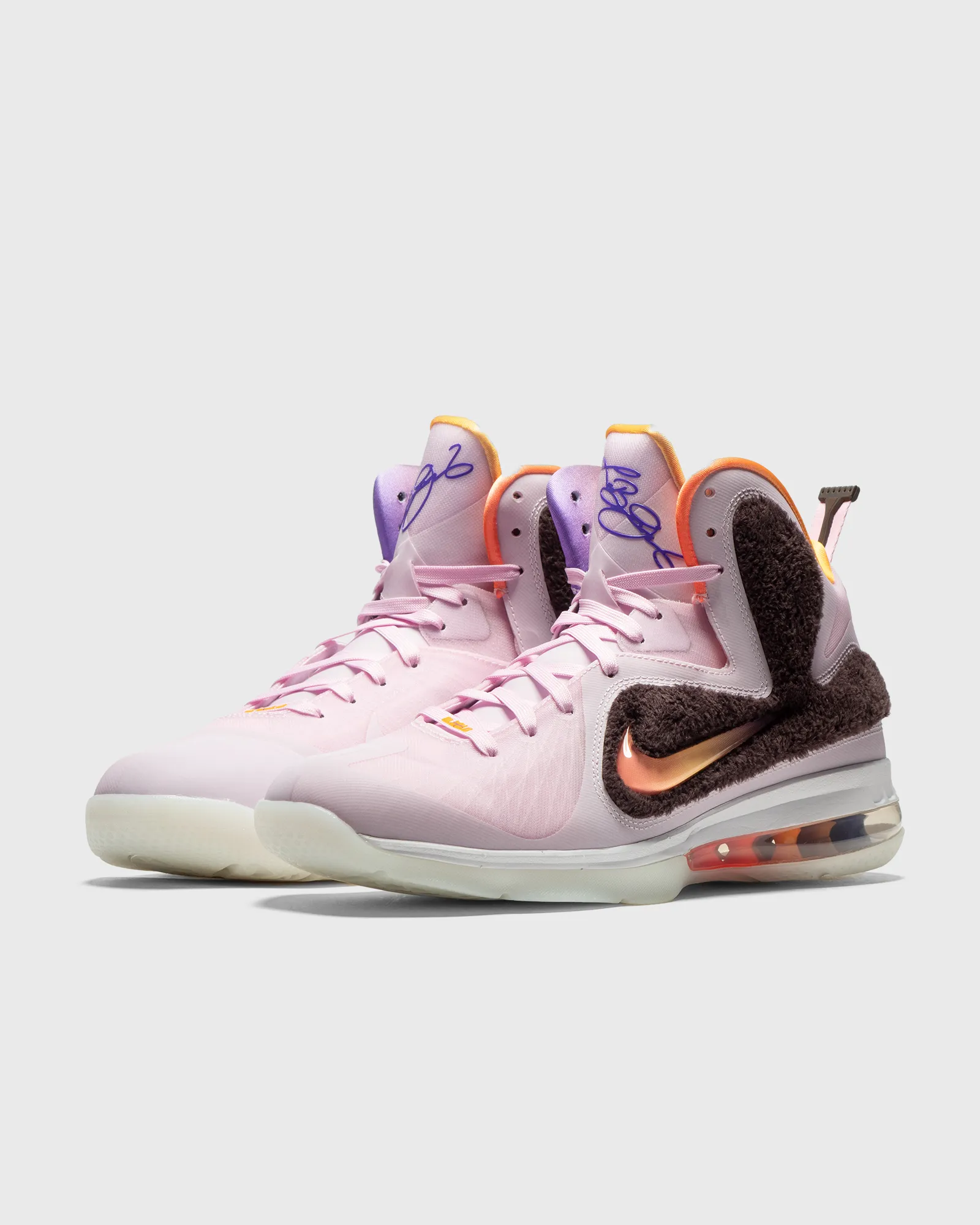 Nike LEBRON IX
