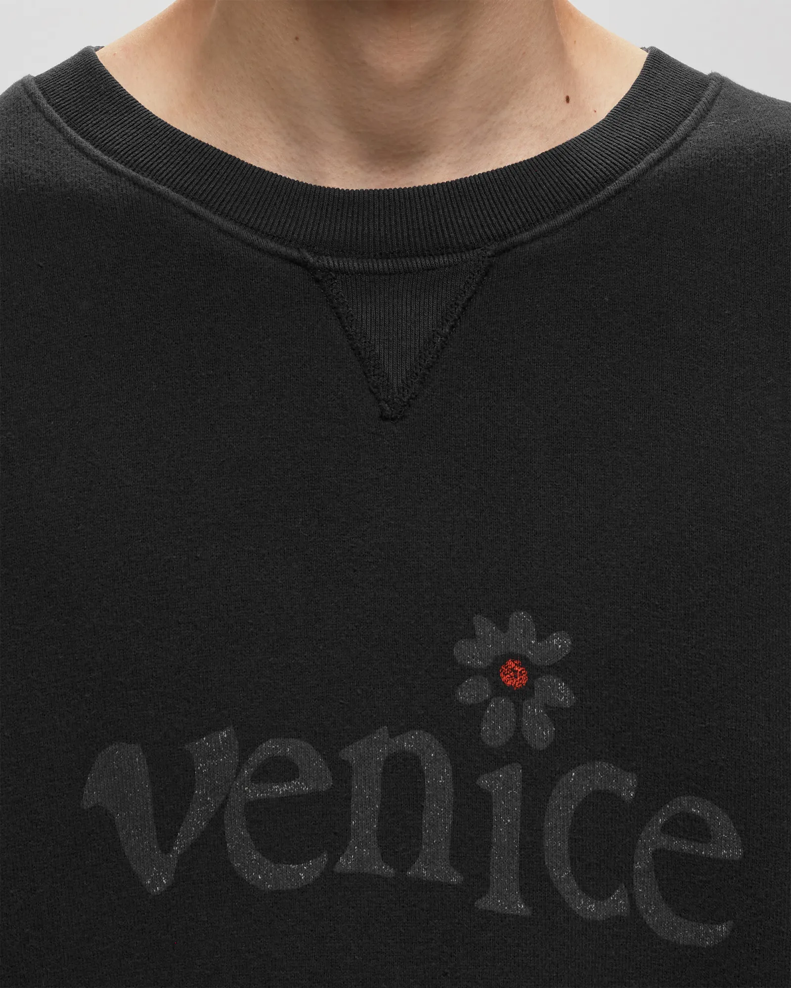 ERL UNISEX VENICE CREW NECK PREMIUM FLEECE SWEATSHIRT