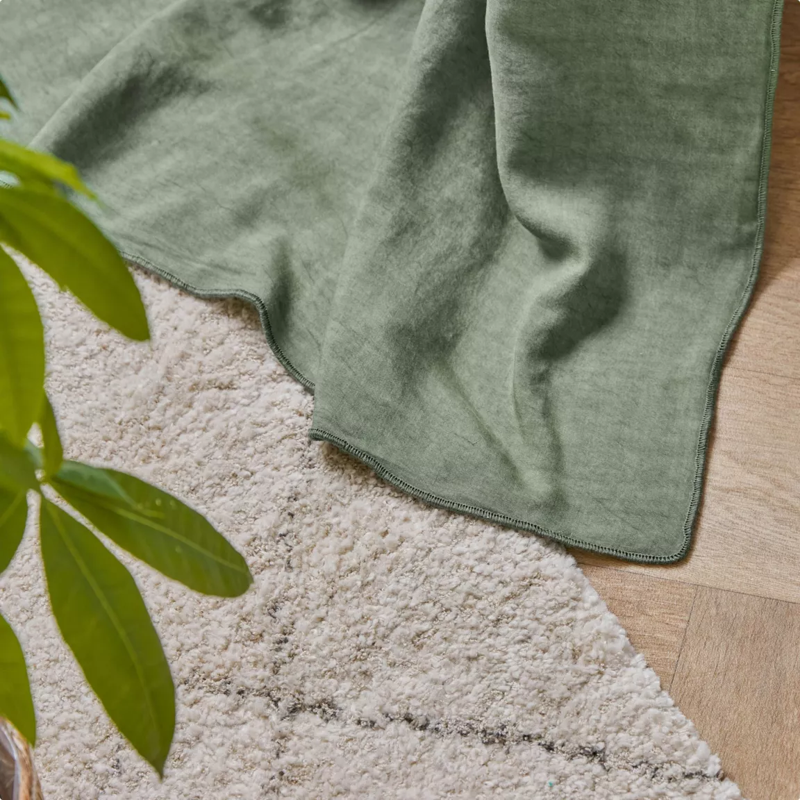 Rideau lyocell Tencel™ ajustable (140 x max 270 cm) Olivia Vert romarin
