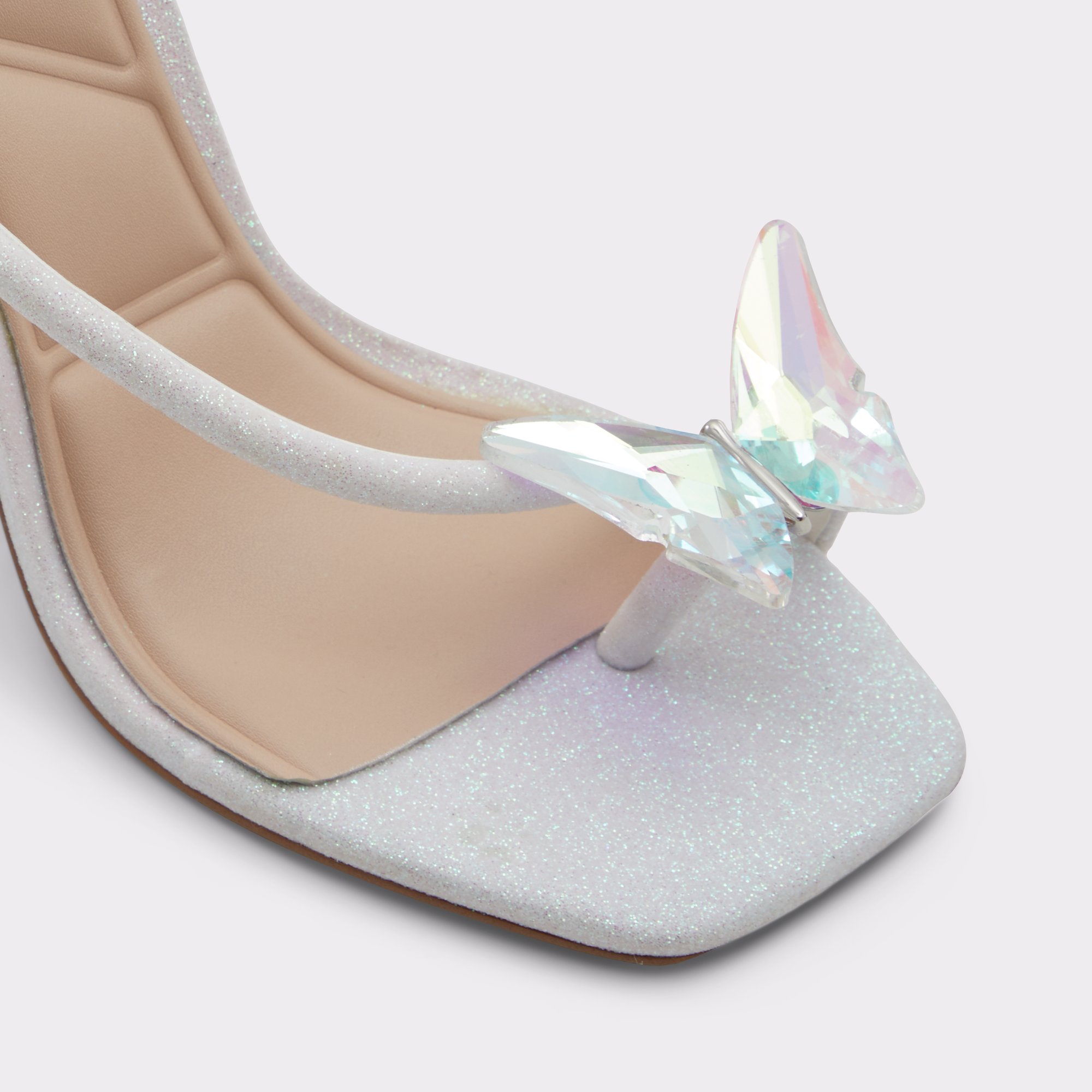 Pepela White Women Strappy Sandals