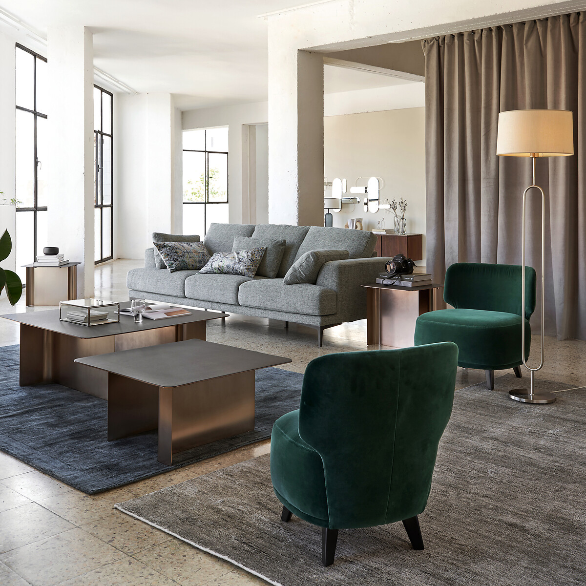 AM.PM<br>Fauteuil XL veludo Odalie, design E. Gallina