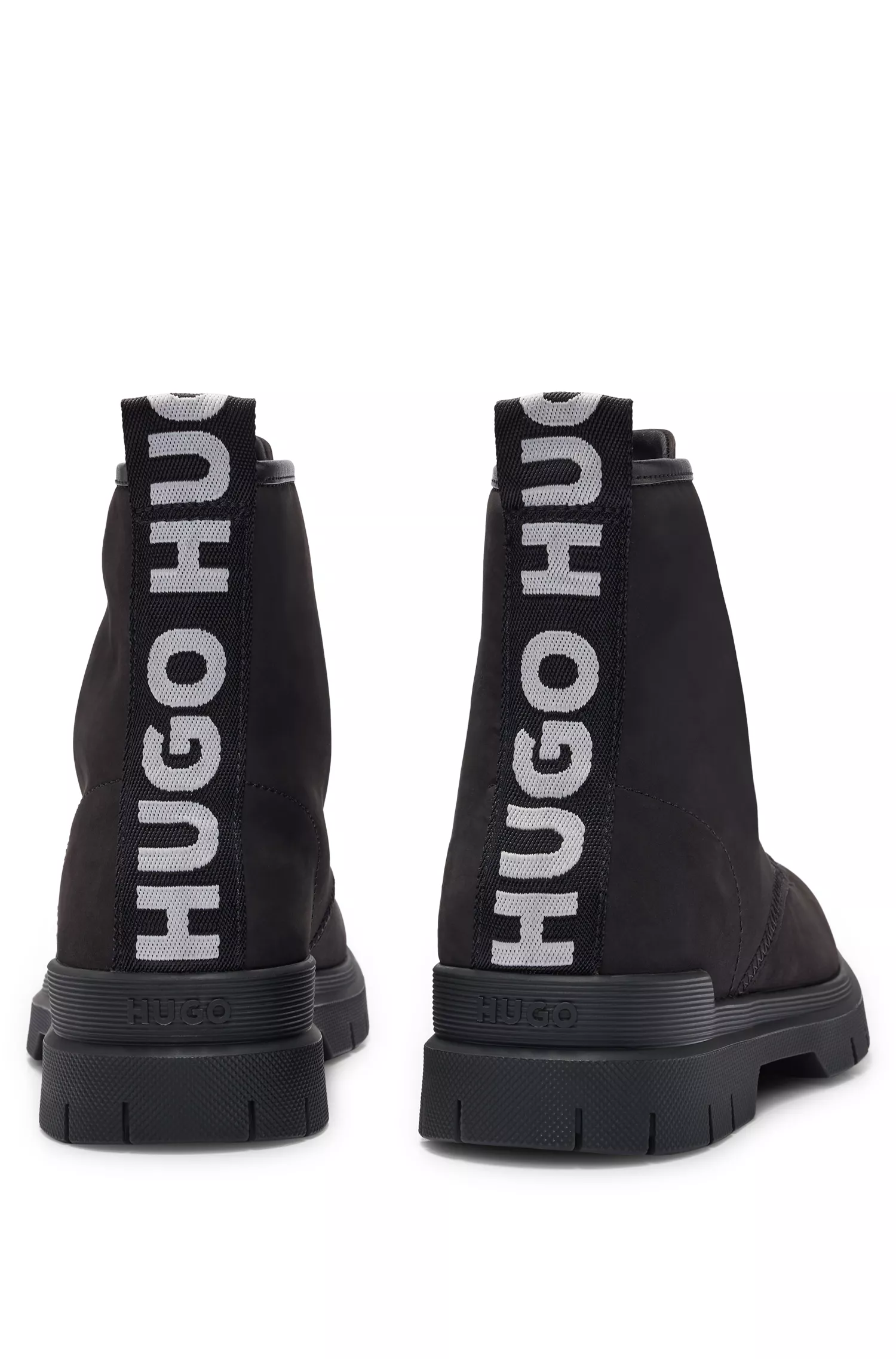 Botas HUGO de couro nobuck vermelho com cadarço e fita com o logotipo.
